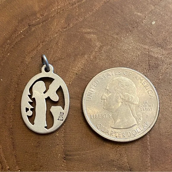 RETIRED James Avery Christmas Charm, Sterling Silver 🎄 - Picture 2 of 2